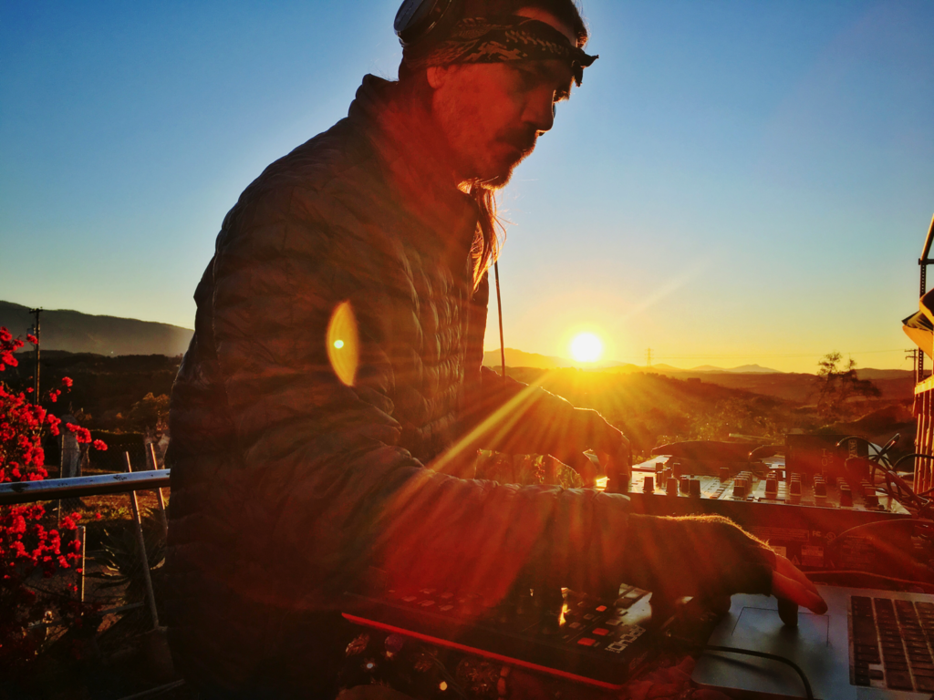 DJ Leif Time at sunrise on New Year's morning